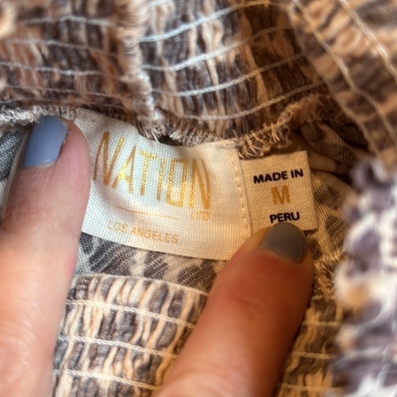 NATION LTD Leopard print 100% cotton mock neck top size medium - Picture 7 of 11